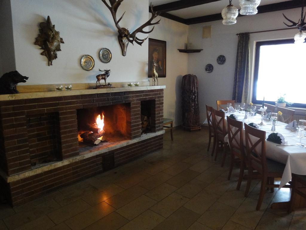 Hotel Hubertus Brome エクステリア 写真